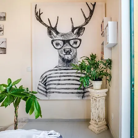 Arty Vintage Townhouse With Rooftop Shower & Sun Loungers * Olhao