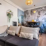 Arty Vintage Townhouse With Rooftop Shower & Sun Loungers Σπίτι διακοπών Olhão